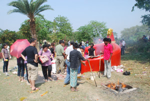 Chinese New Year celebration at Achew's Grave, Achipur © Rangan Datta | Flickr